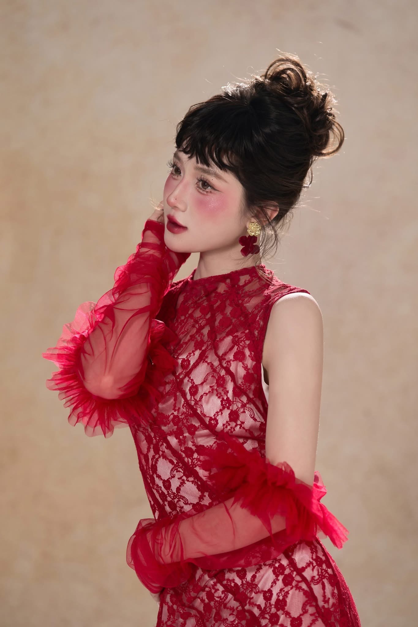 Make up Kỷ Yếu